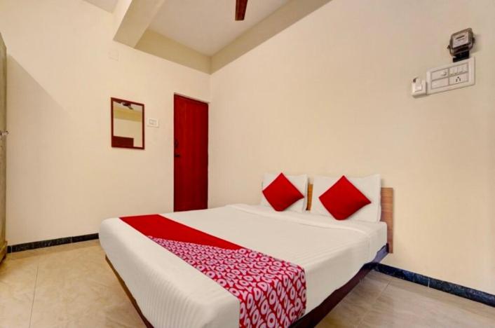 ホテル Trident Inn Gandhipuram