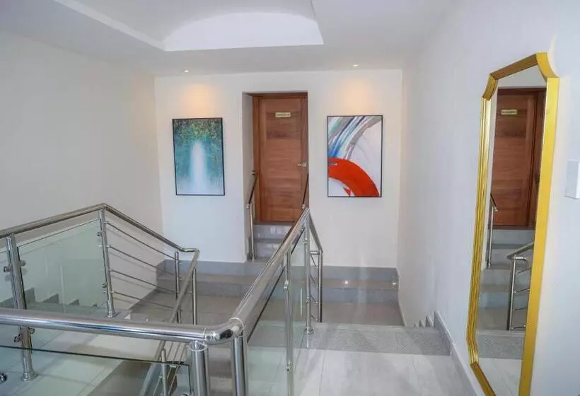 Jomys Hotel En Higüey