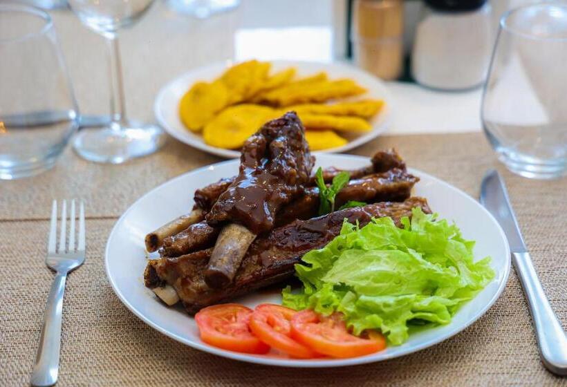 Jomys Hotel En Higüey