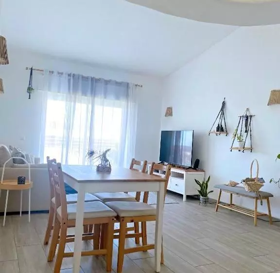 پانسیون Amora S Guest House