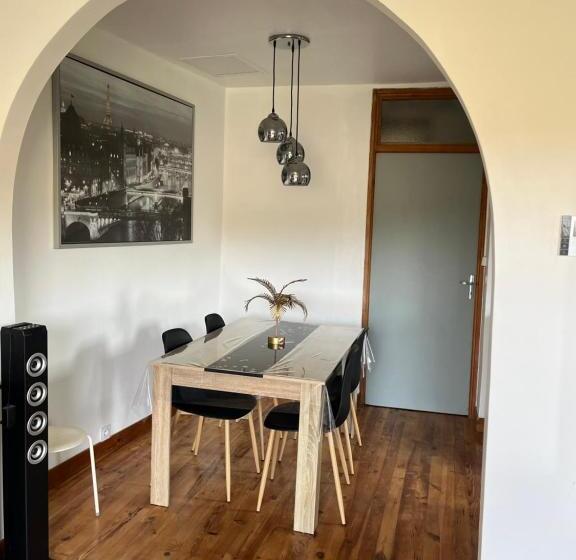 ペンション Aux Vignes D’arnaud