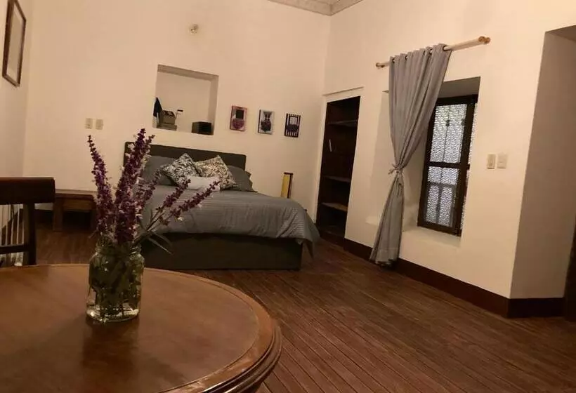 ペンション Casa Colonial Tunjita