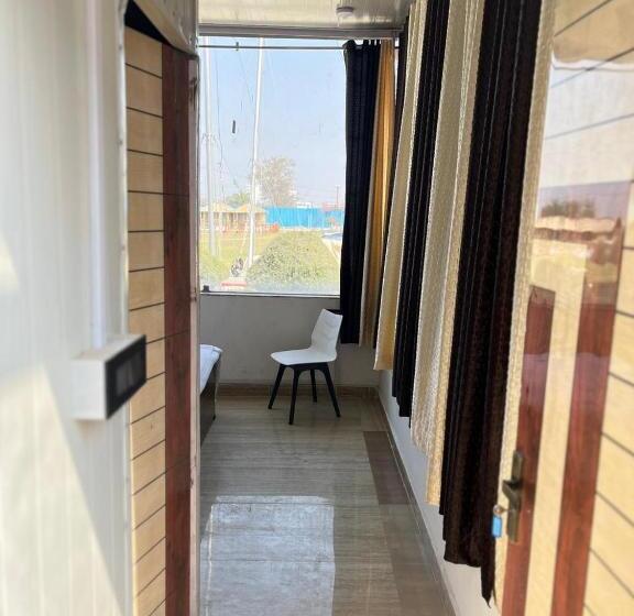 膳宿费 Krishna Fun Land