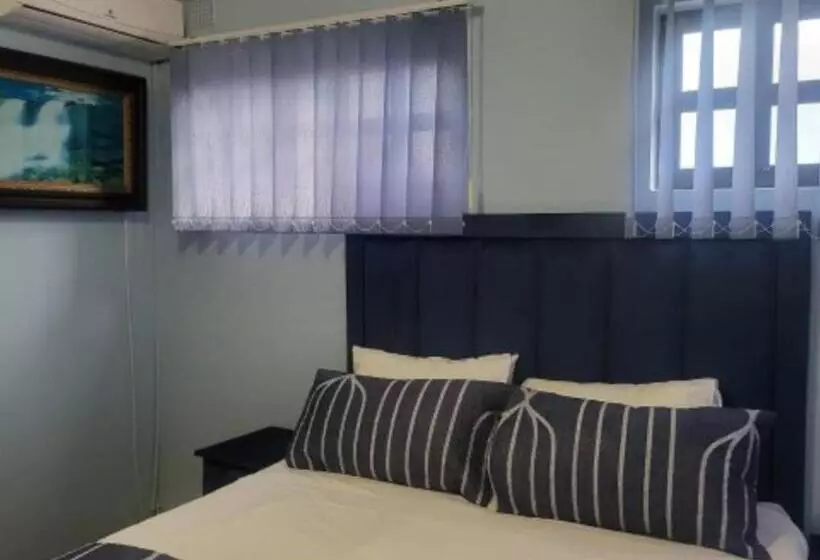 Majatalo Orca Estate Guesthouse Self Catering Accommodation