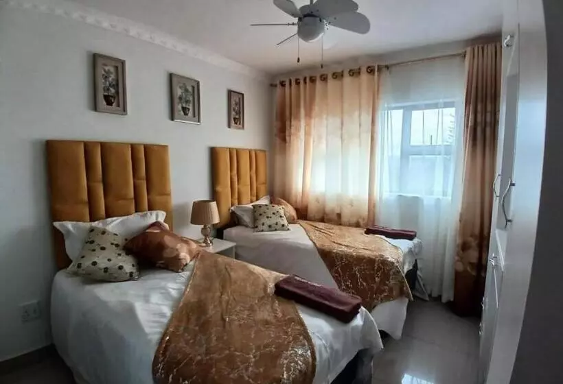 Majatalo Orca Estate Guesthouse Self Catering Accommodation