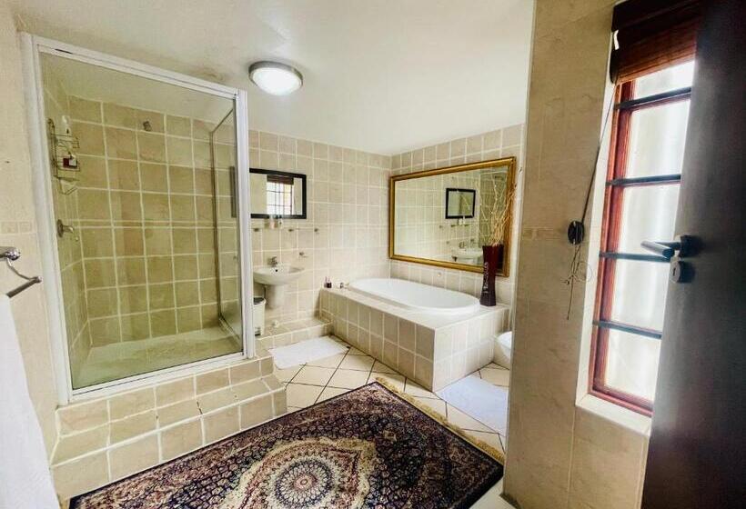 פנסיון Pretoria Mansion Coral Tree Inn