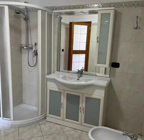 تختخواب و صبحانه Dimora Cuoccio