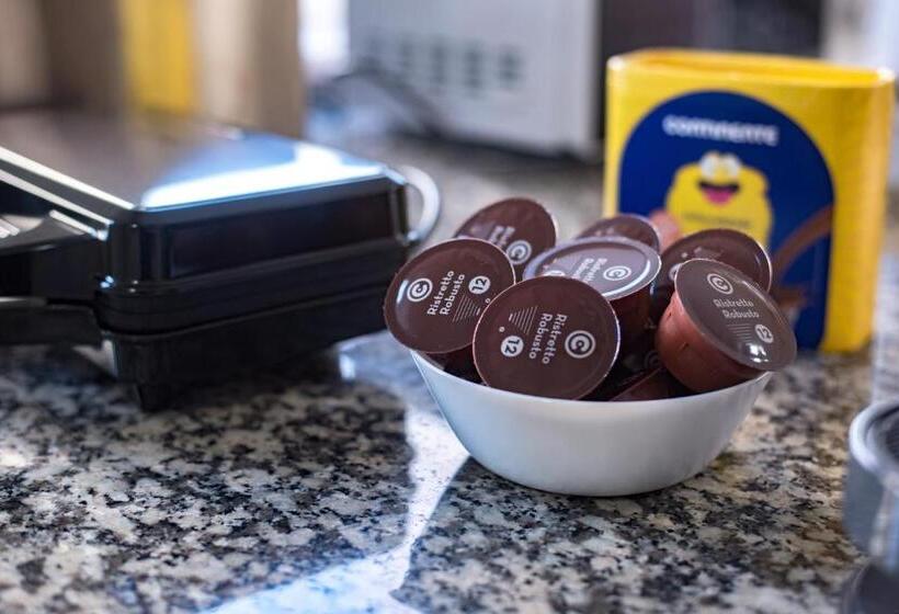 مبيت وإفطار Vhostel