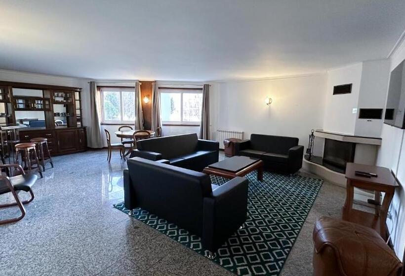 مبيت وإفطار Vhostel