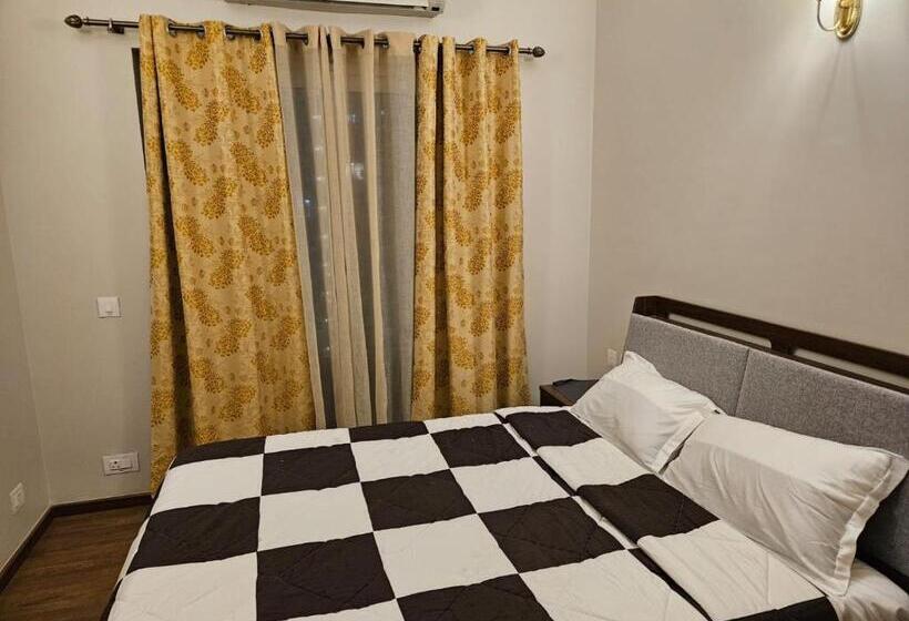 Central Park The Room