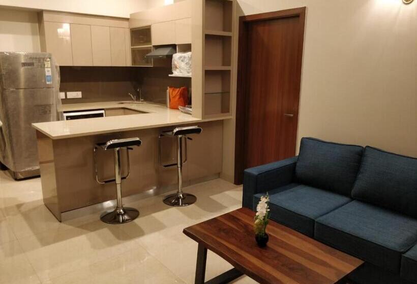 Central Park The Room