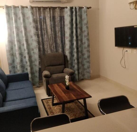 Central Park The Room