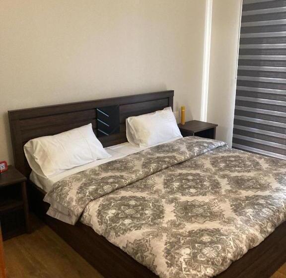 Central Park The Room