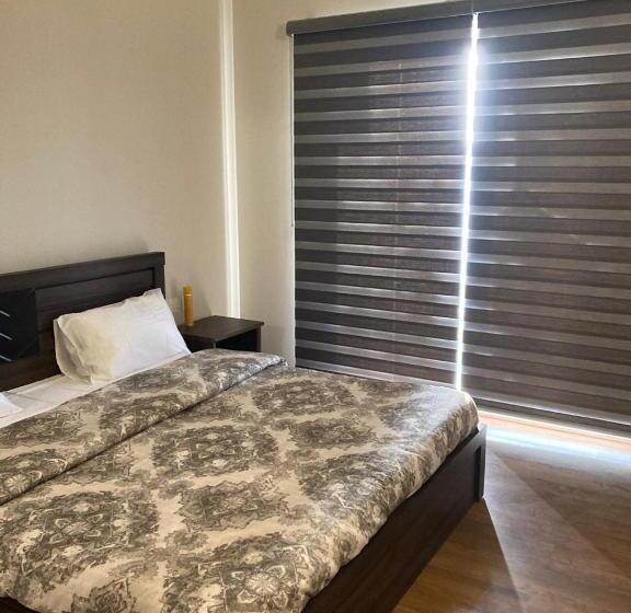 Central Park The Room