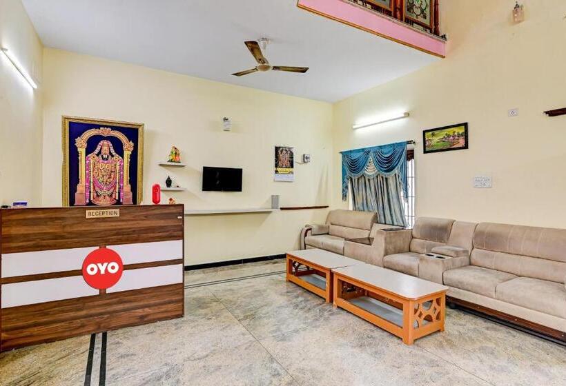 هتل Oyo Serenity Home Stay