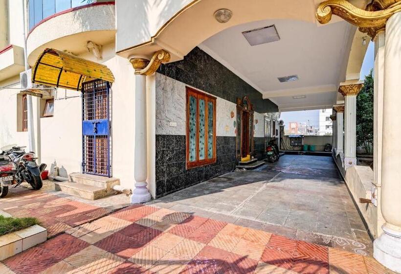 هتل Oyo Serenity Home Stay