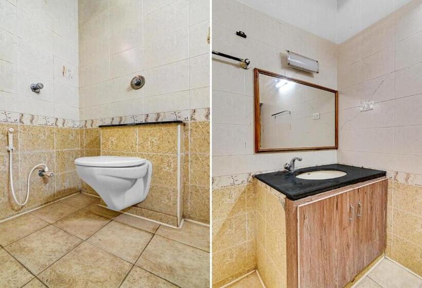 هتل Oyo Serenity Home Stay