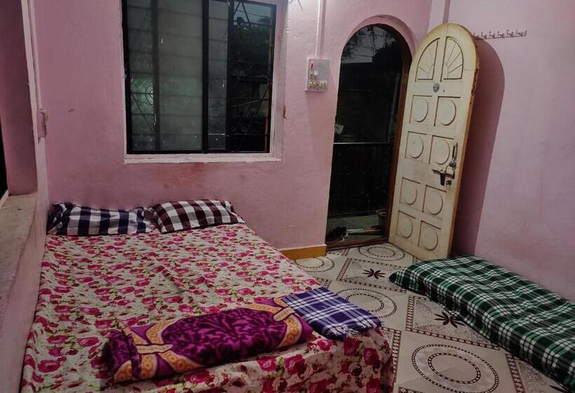 Hotel Radhesham Bhakt Niwas