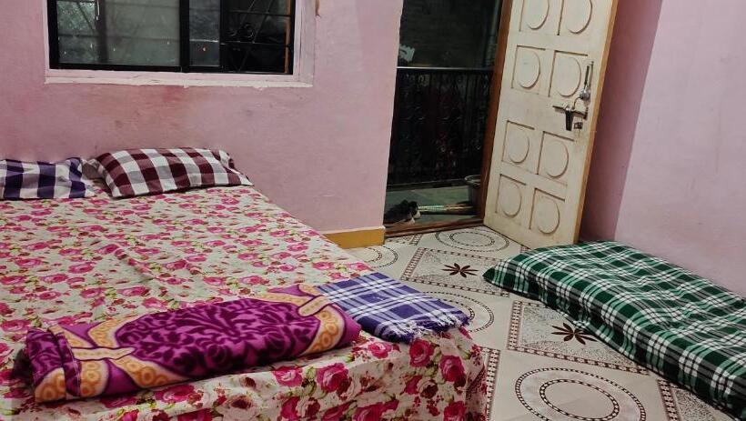 Hotel Radhesham Bhakt Niwas