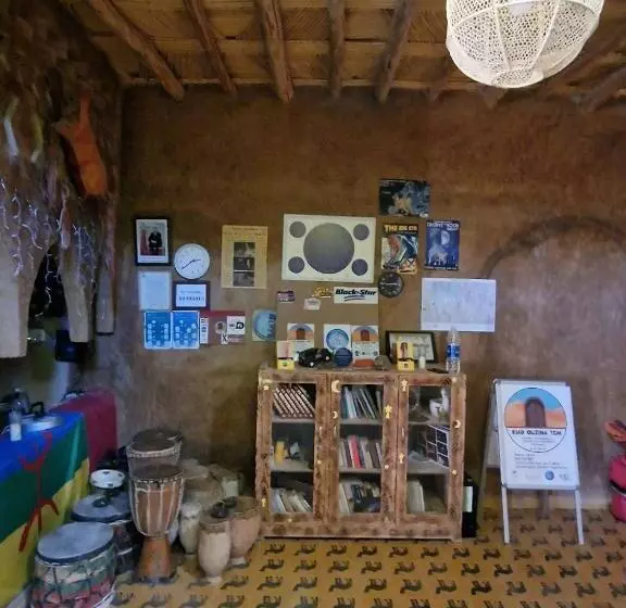 Hotelli Riad Ouzina Tgm