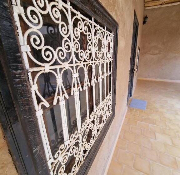 هتل Riad Ouzina Tgm