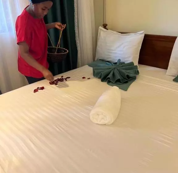 هتل Splash Resort