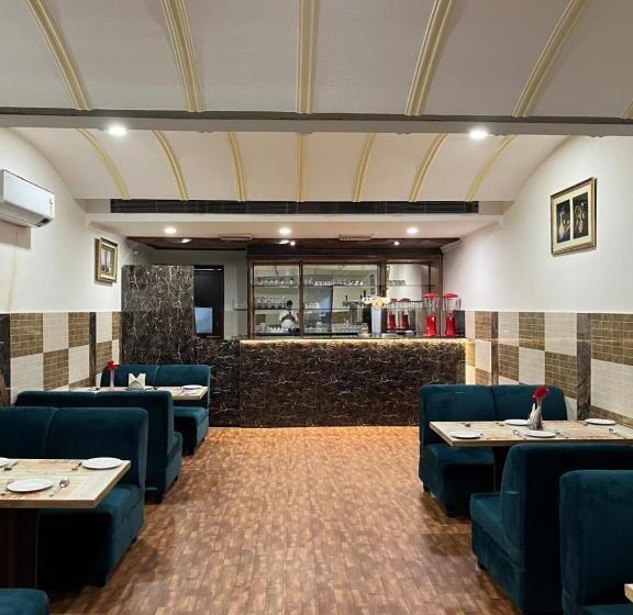 ホテル Vasu International