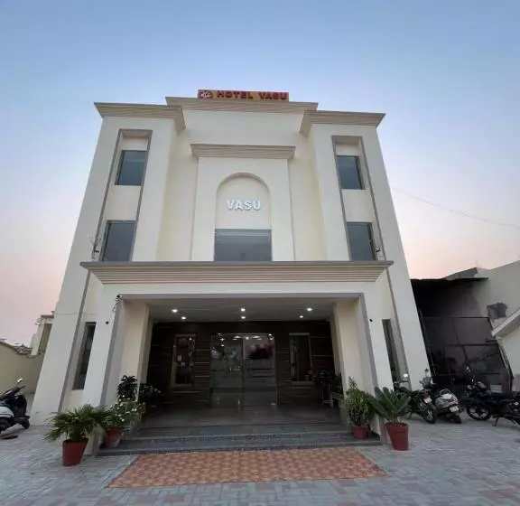 Hotel Vasu International