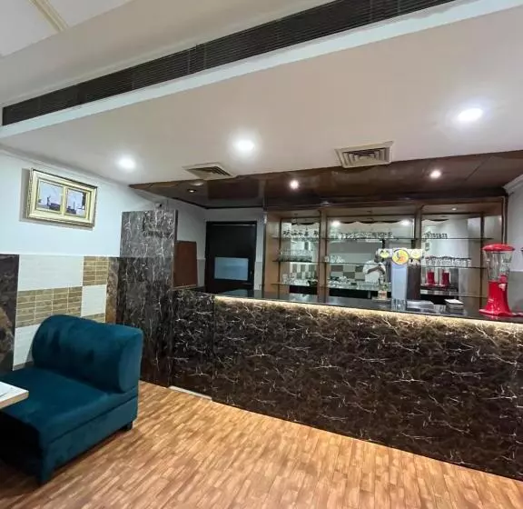 Hotel Vasu International