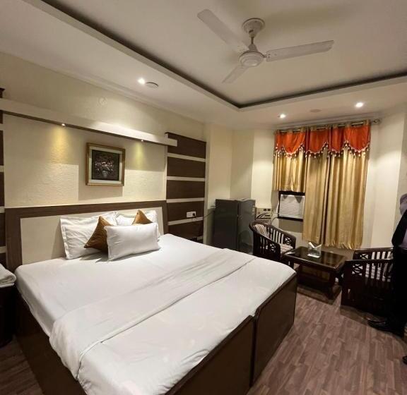 ホテル Vasu International