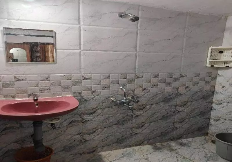 Pension  Leon Home Stay