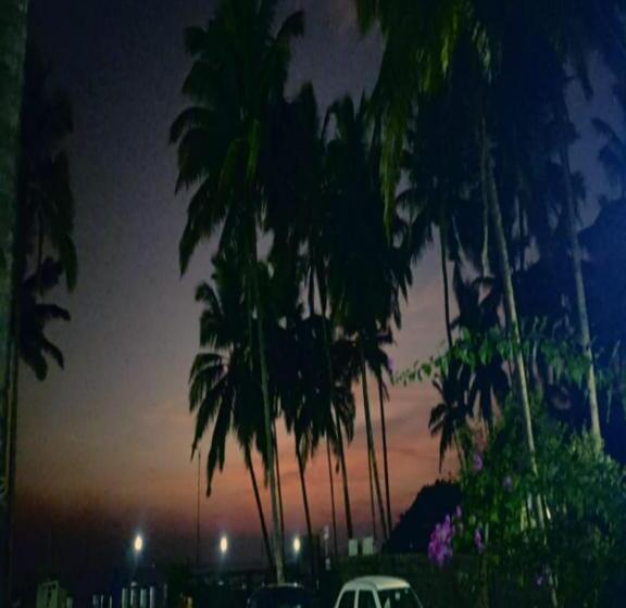 Pensão Leon Home Stay