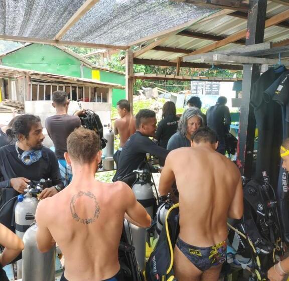 膳宿费 Perhentian Idaman