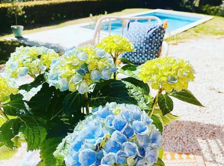 مبيت وإفطار La Grange Des Amoureux Piscine Jacuzzi Et Massages