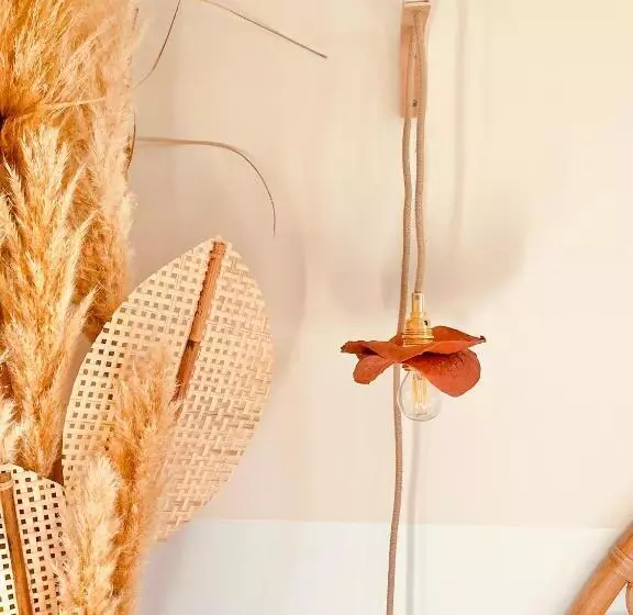 Aamiaismajoitus (B&B) La Grange Des Amoureux Piscine Jacuzzi Et Massages