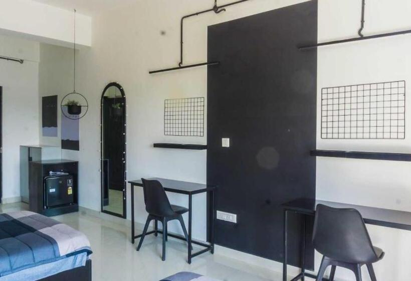 Super Collection O Local Square | Whitefield