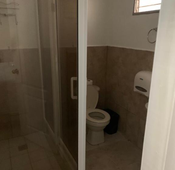 هتل Complejo Deportivo Wilson Palacios