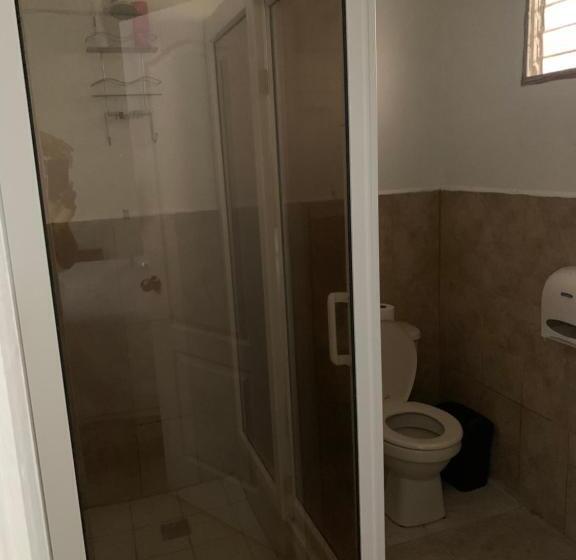 هتل Complejo Deportivo Wilson Palacios