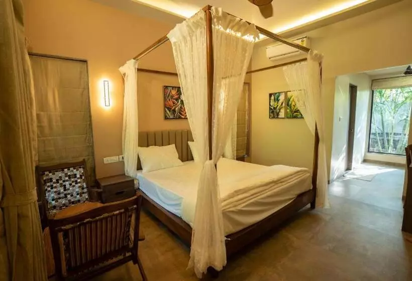 ホテル Jomo Resort Alibaug