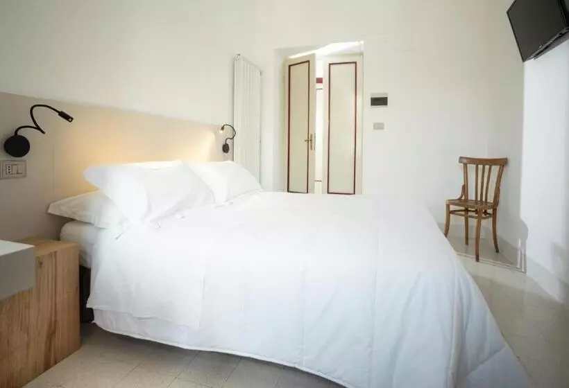 ホテル Leon D Oro