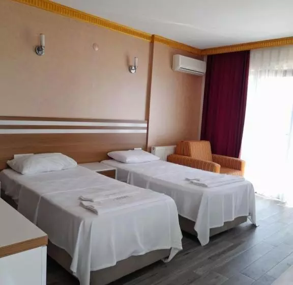 ホテル Lopera Beach