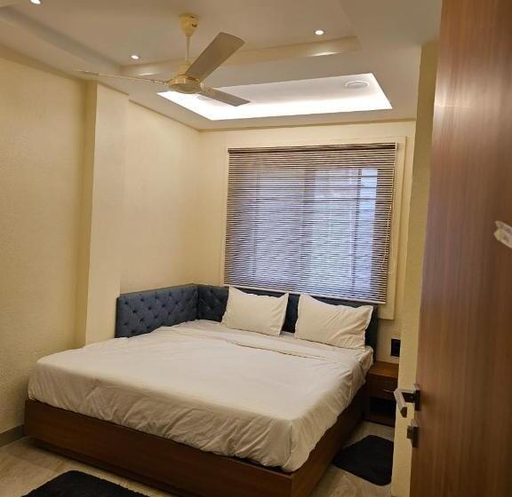 בית מלון כפרי Sadashiv