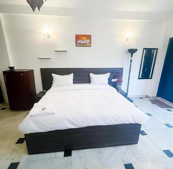 فندق Roomshala 159 Hauz Khas Inn