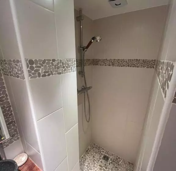 ペンション Appartement Accès Indépendant Mi Sol De Maison