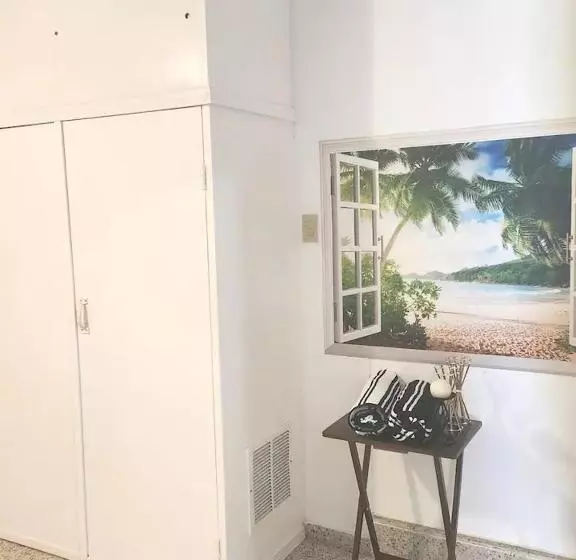 پانسیون Beautiful House With Gazeebo Close To Beach