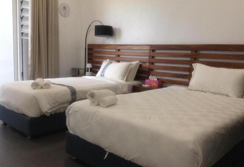 Pensió Island Villa