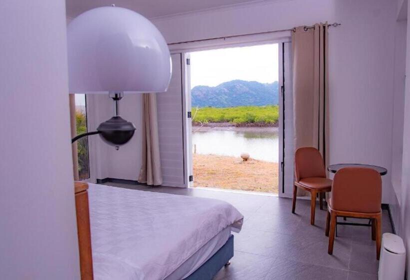 Pensió Island Villa