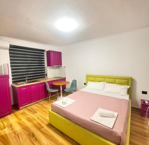 بنسيون Keli’s Apartment