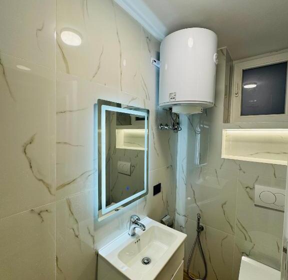 بنسيون Keli’s Apartment