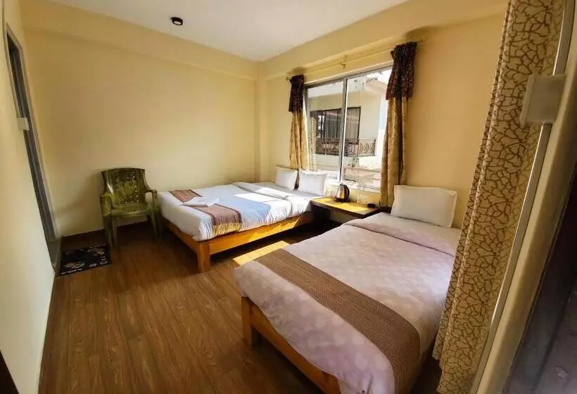 پانسیون Santoshi Guest House, Pokhara